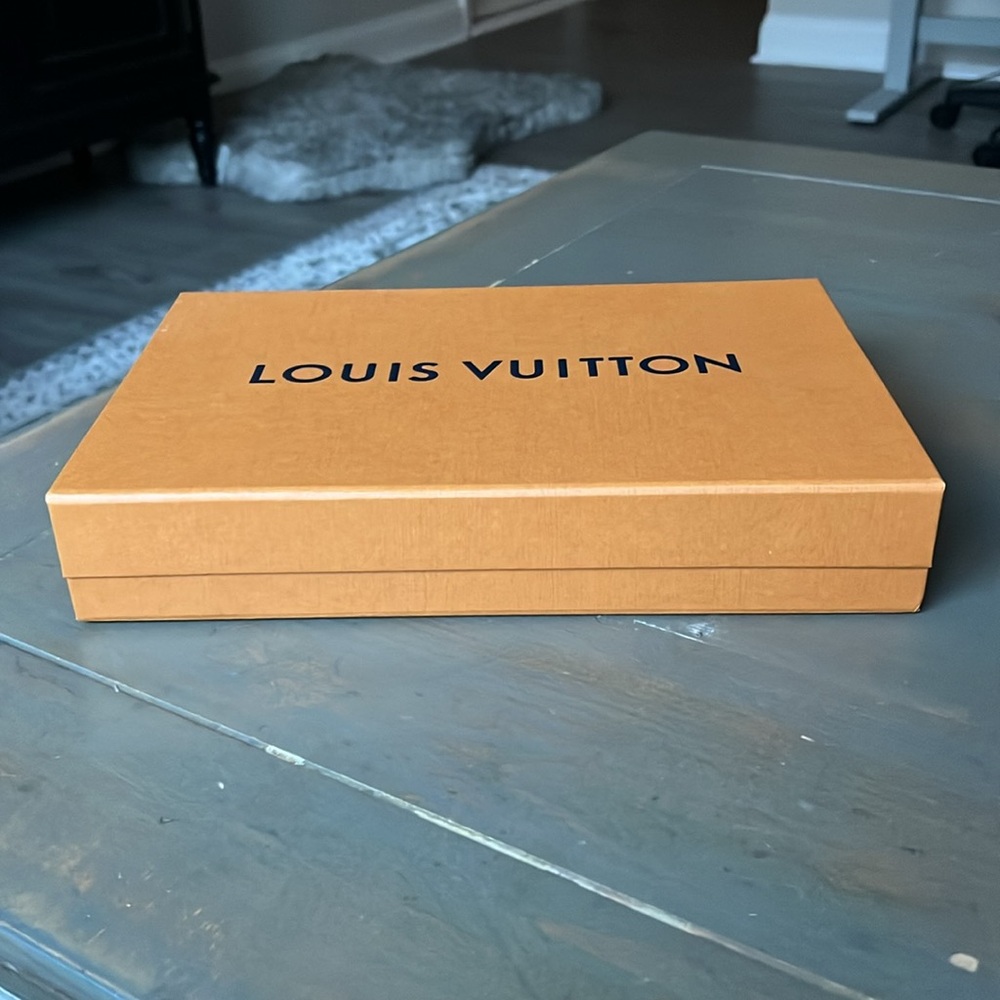 Louis Vuitton Box - Picture 5 of 6
